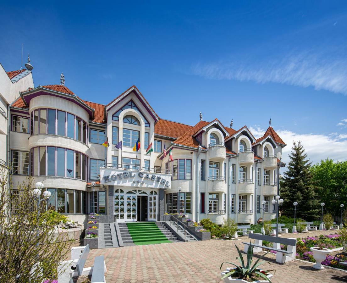 Hotel Castel Сфынту-Георге Экстерьер фото